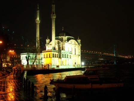 Ortaköy de noche